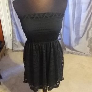 No boundaries cute black strapless dress.